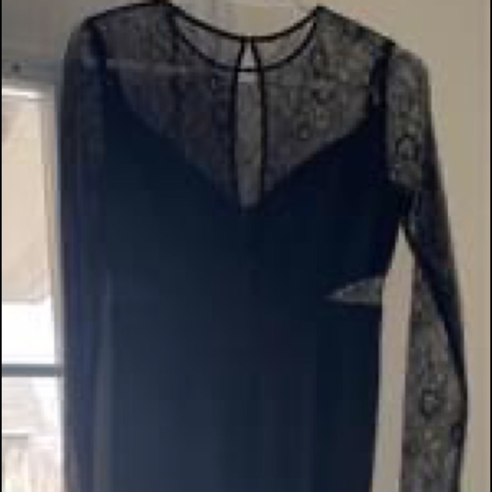 New size 2 lace black dress